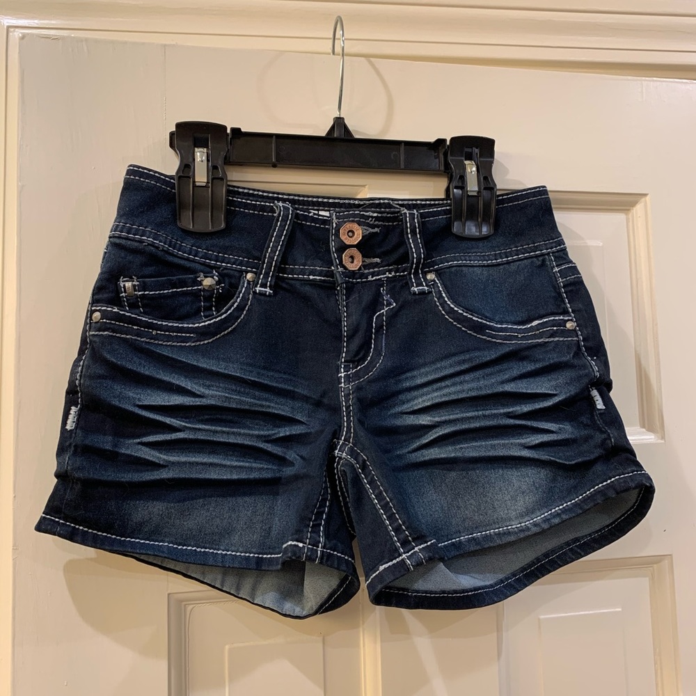 Cute Hydraulic Jean Shorts size 3/4